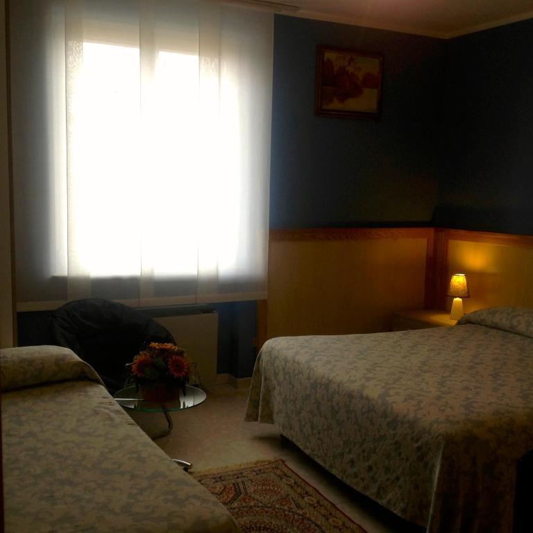Hotel Monumento Certosa di Pavia Værelse billede